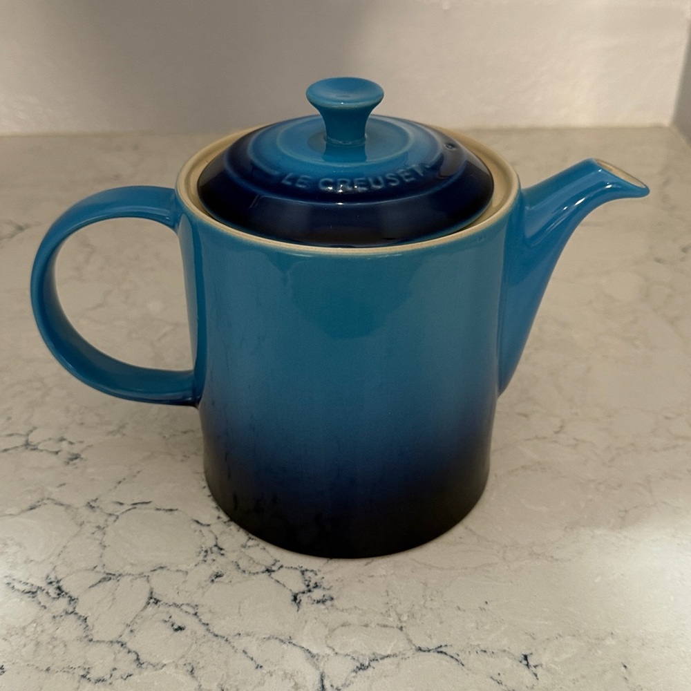 Le Creuset Azure Ombre Teapot